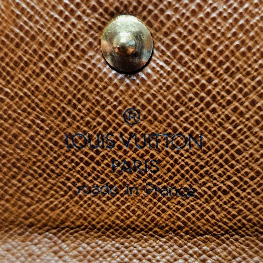 Authentic Louis Vuitton Monogram 4 Key Holder Multicles Case 2005 Vintage France - Picture 10 of 11